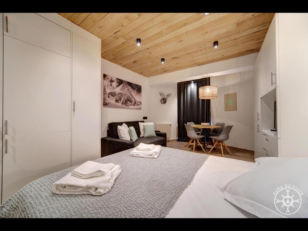 Audeth De Alma De Nieve Apartment Vielha Bagian luar foto